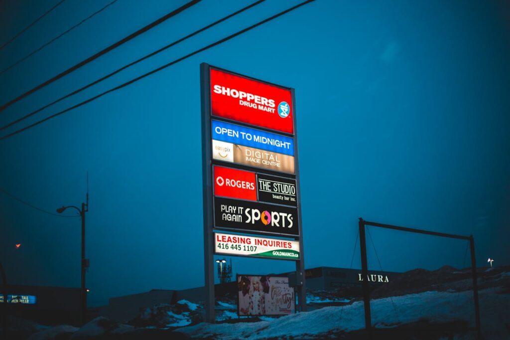 kasetony LED z reklamą